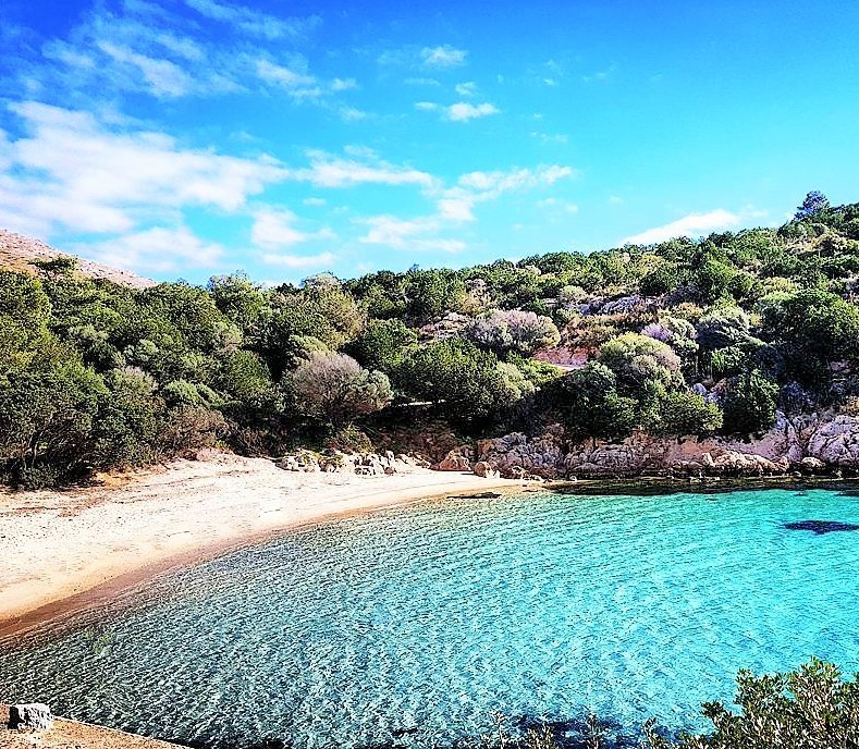 cala moresca beach sardinia sardegna mare sole